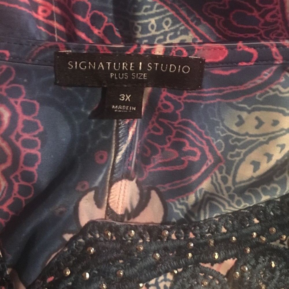 Colorful blouse - Picture 3 of 3